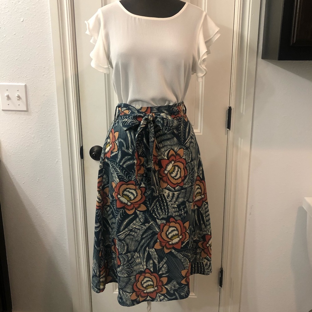 Roolee Floral Skirt w/ pockets